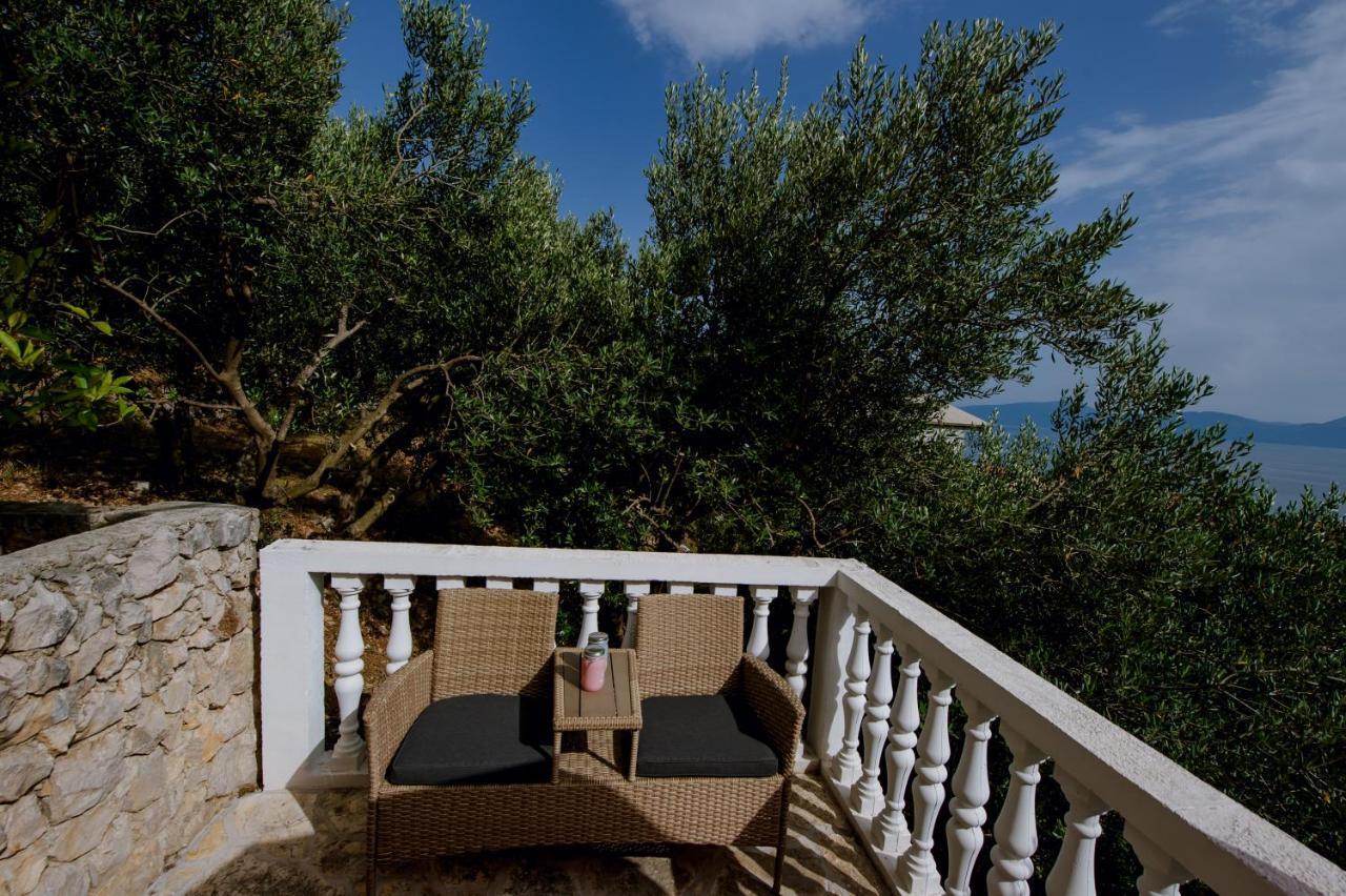 Pension Maric Rooms Brist Buitenkant foto