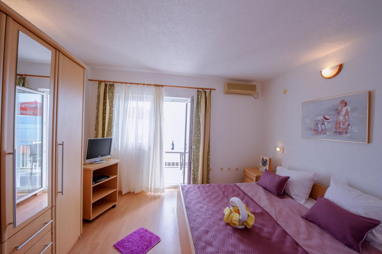 Pension Maric Rooms Brist Buitenkant foto