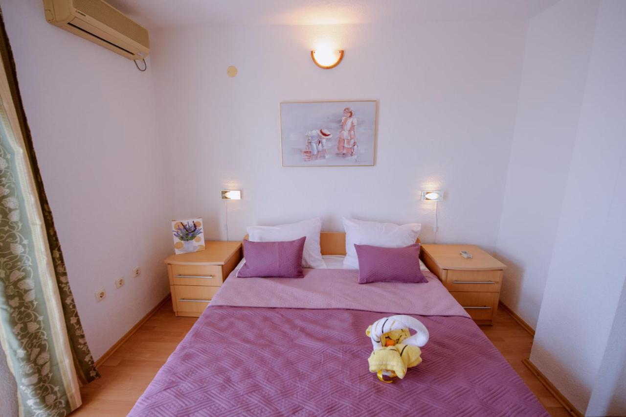 Pension Maric Rooms Brist Buitenkant foto